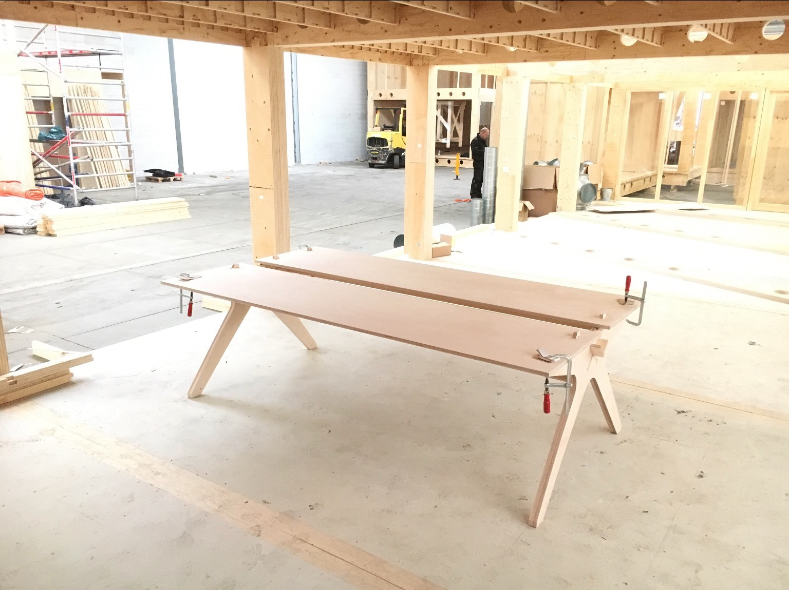 De CNC Magie Achter Flat Pack Furniture